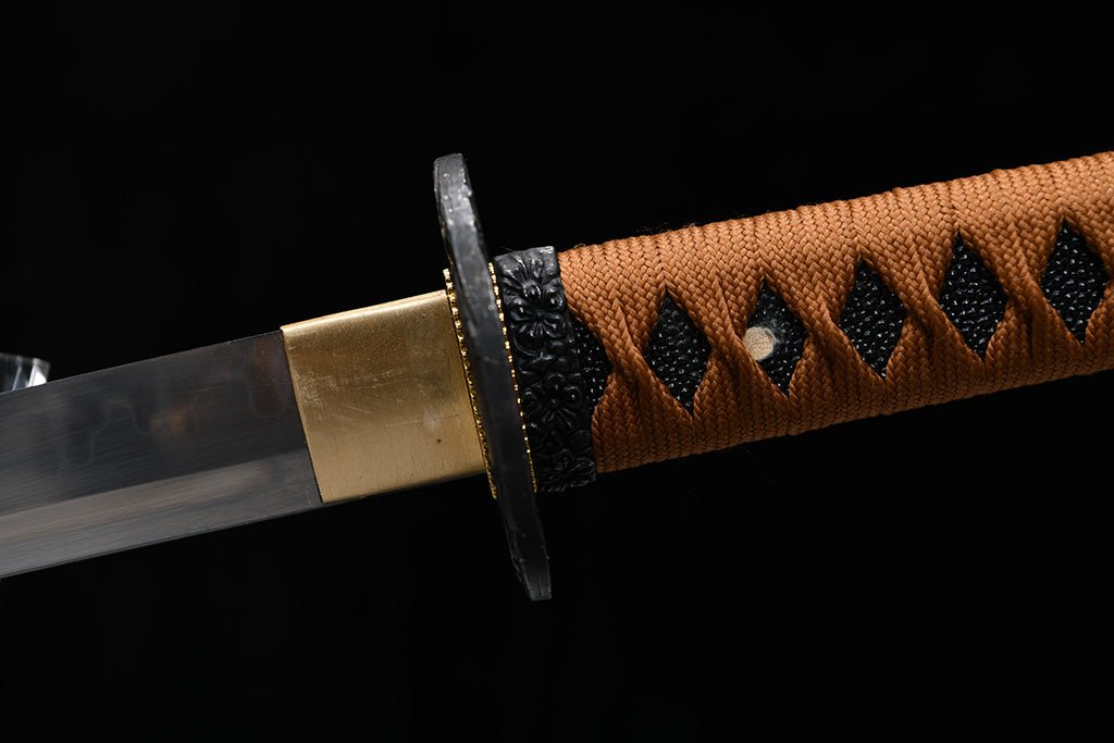 Katana - Golden Twilight (黄金の黄昏) by NIMOFAN Katana丨Japanese sword, perfect for martial arts and collectors.
