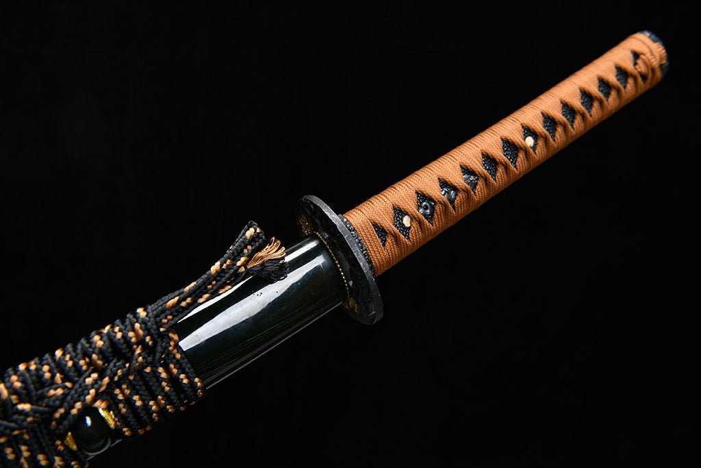 Katana - Golden Twilight (黄金の黄昏) by NIMOFAN Katana丨Japanese sword, perfect for martial arts and collectors.