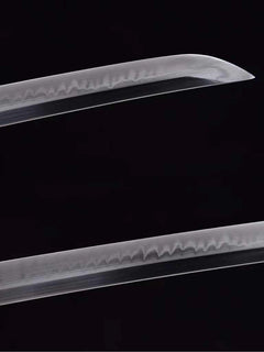 Katana – T10 Clay Tempered Blade with Digni Hamon & Tri-Polish |... full product photo