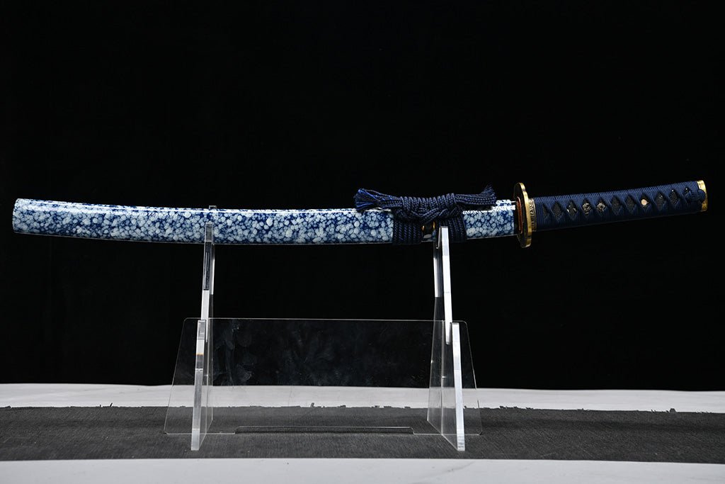 Wakizashi - Sacred Flames (聖なる火) by NIMOFAN Katana丨Japanese sword, perfect for martial arts and collectors.